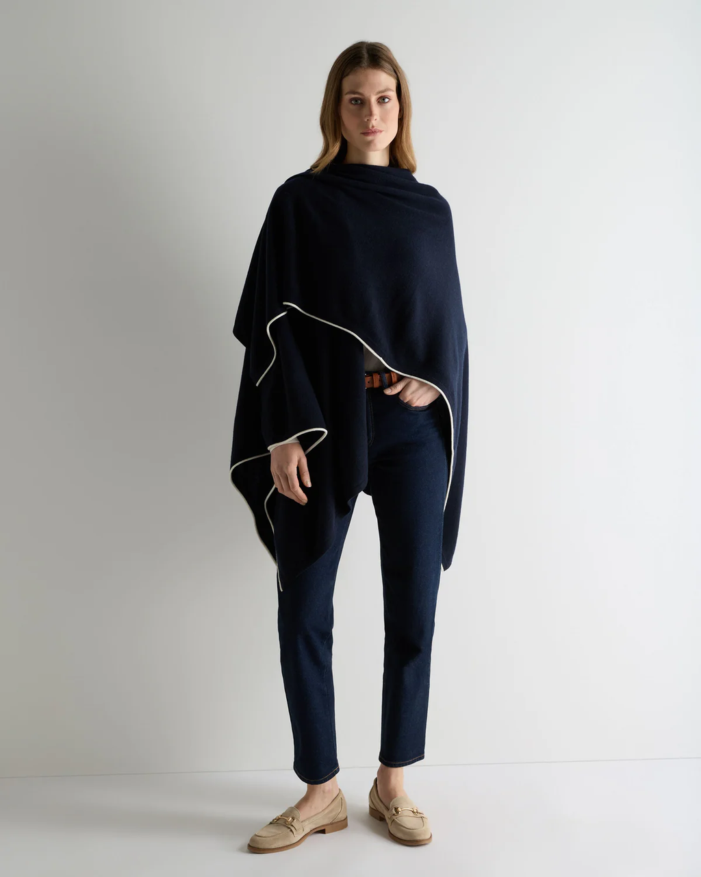 Women's Vireiya Cashmere Cape
