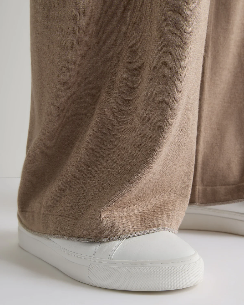 Women's Vireiya Roche Silk Blend Trousers